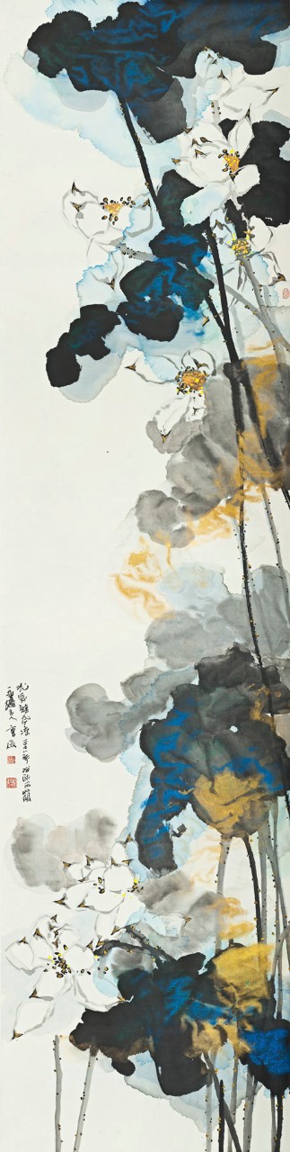 A Cool Breeze with the Fragrance of Flowers 花气杂风凉, 2007, ink and watercolor on paper, 274 x 69 cm © Cao Jun
