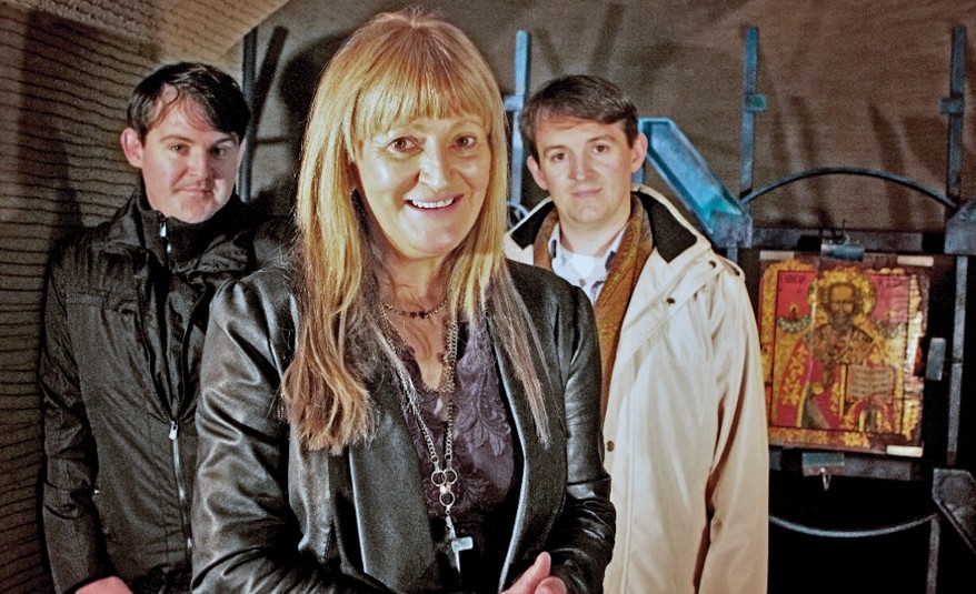 Nórín Ní Riain and her sons Owen and Mícheál Moley Ó Súilleabháin will present “A Celtic Christmas” as part of the fall Gaelic Roots Series. Nórín Ní Riain and her sons Owen and Mícheál Moley Ó Súilleabháin will present “A Celtic Christmas” as part of the fall Gaelic Roots Series.