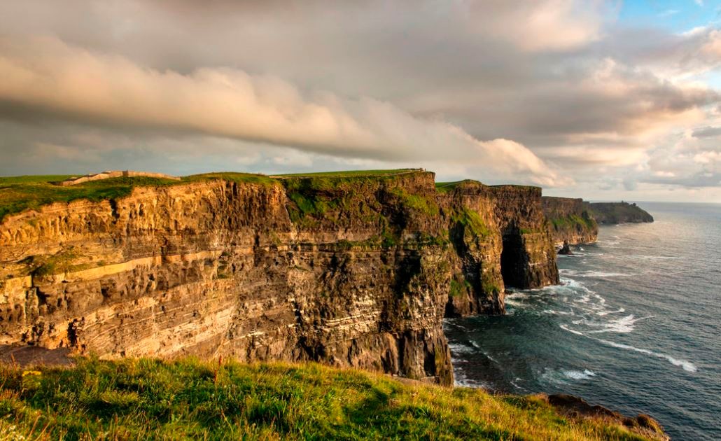 The Cliffs of Moher The Cliffs of Moher