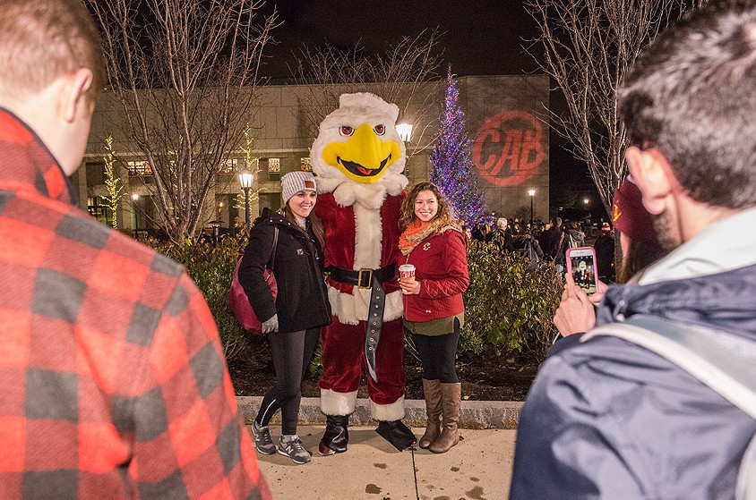 tree-lighting.4.844x559