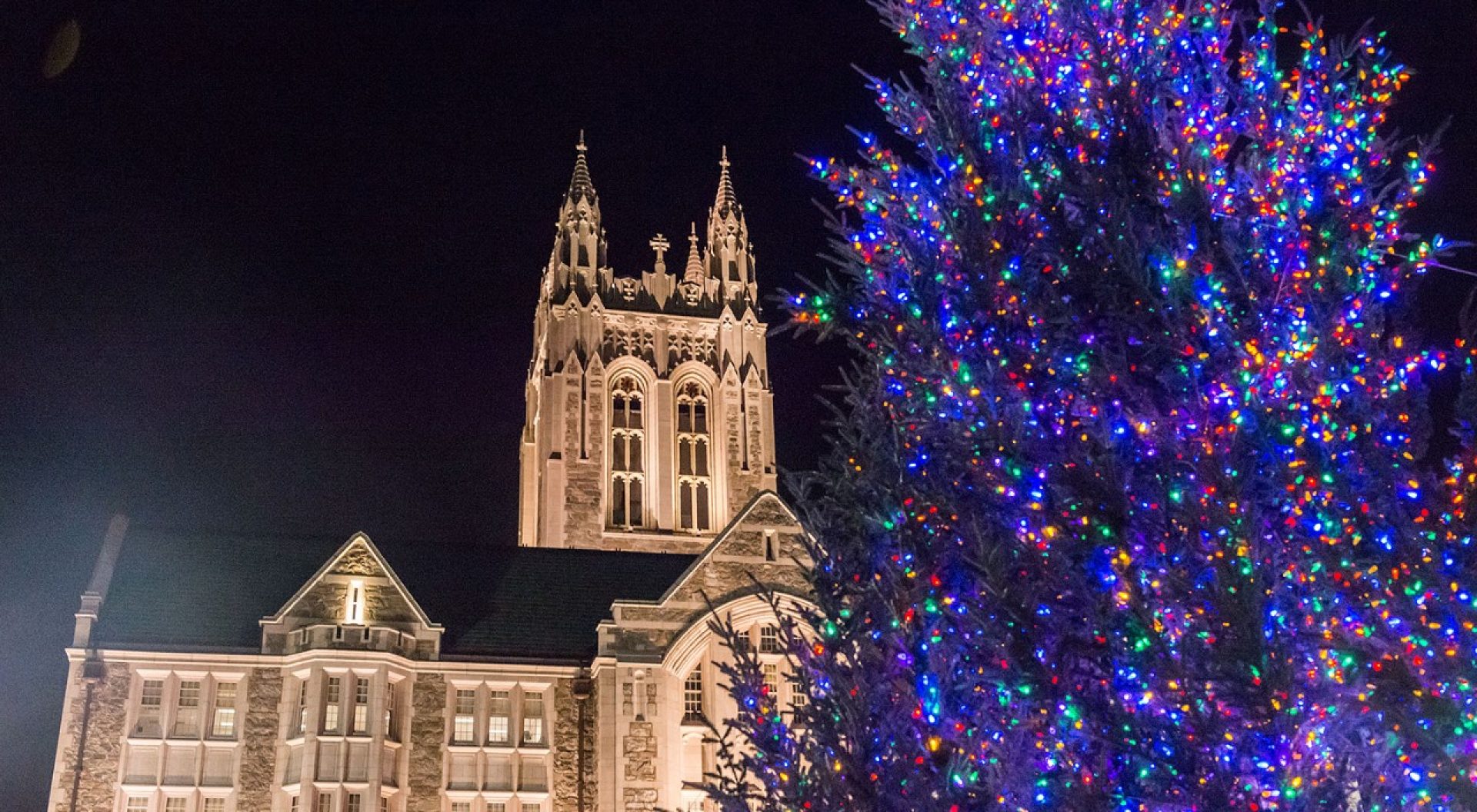 Gasson Hall at Christmas, Boston College