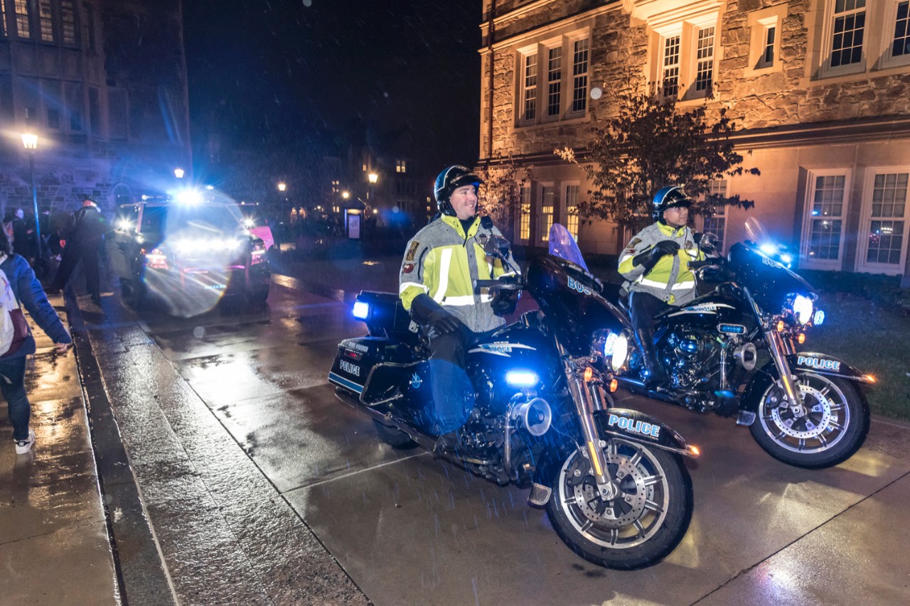 Santa gets a BC Police escort