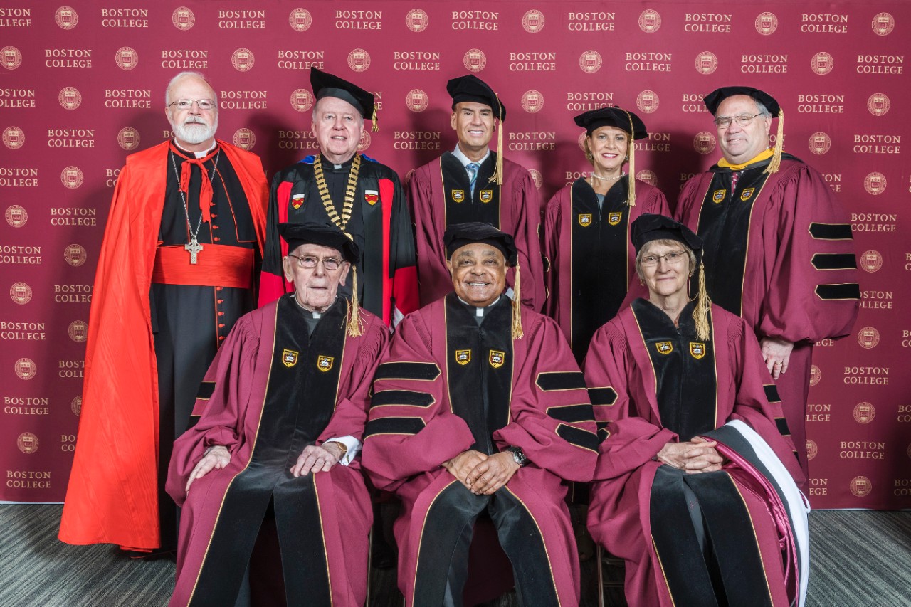 The formal portrait of the 2018 honorary degree recipients. 
