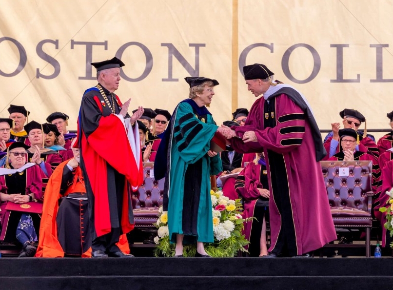 Kearns Professor Mary Walsh receives the Saint Robert Bellarmine, S.J., Award.