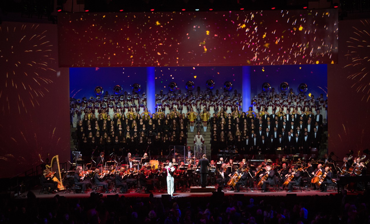 The Boston Pops on stage with the Screaming Eagles Marching Band and University Chorale