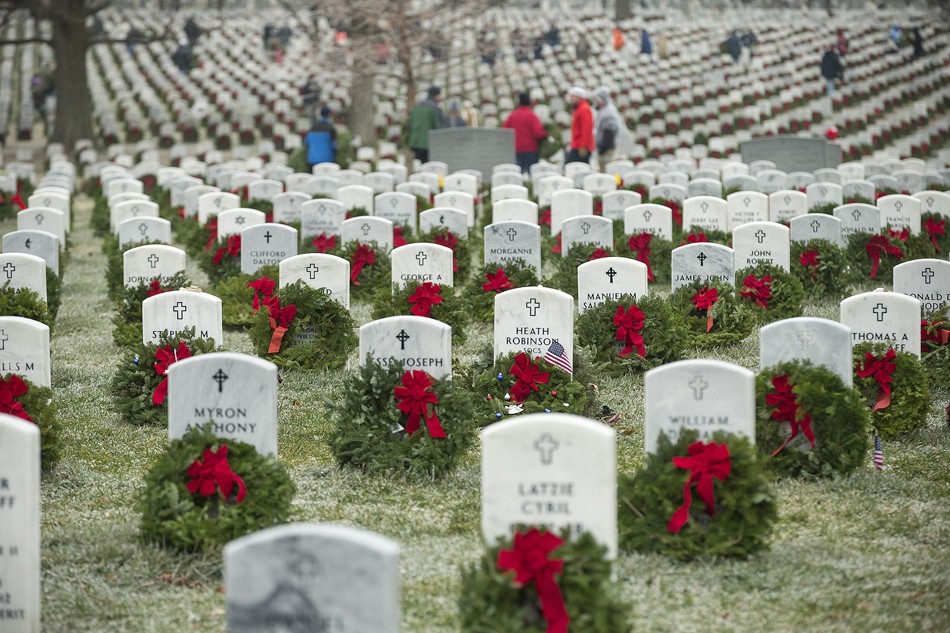 BC_wreaths_8_950x633