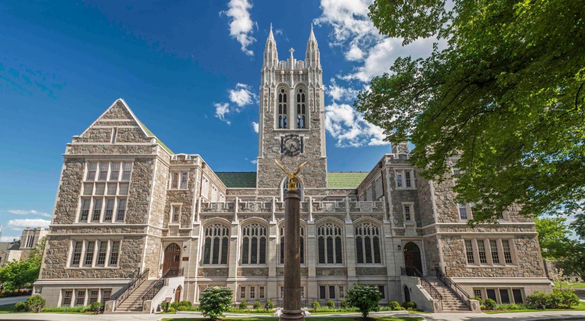 Boston College Escorts