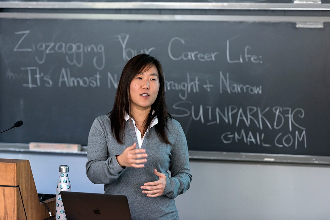 Alumna and talent consultant Su In Park's seminar focused on 'Zigzagging Your Career Life: It's Almost Never straight and Narrow.' 