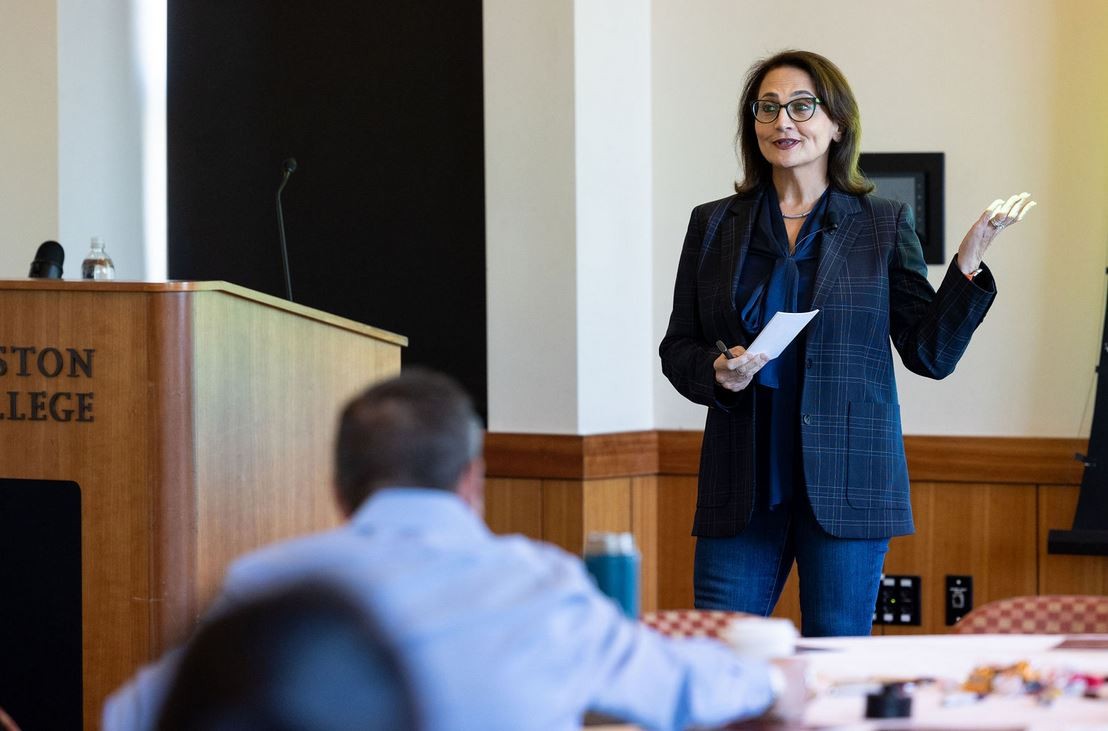 Mojgan Lefebvre speaking at the event