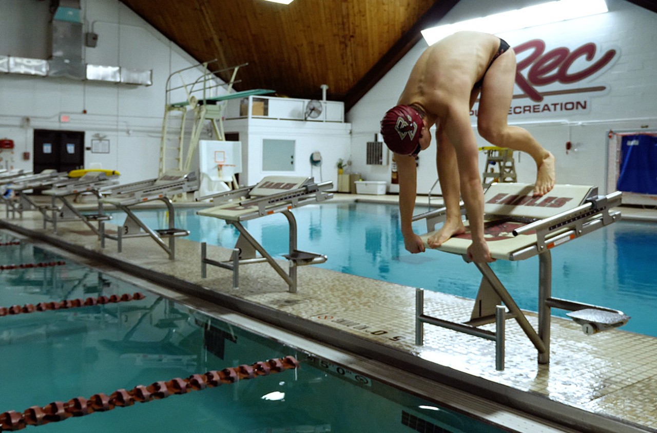 Dan Creighton prepares a dive