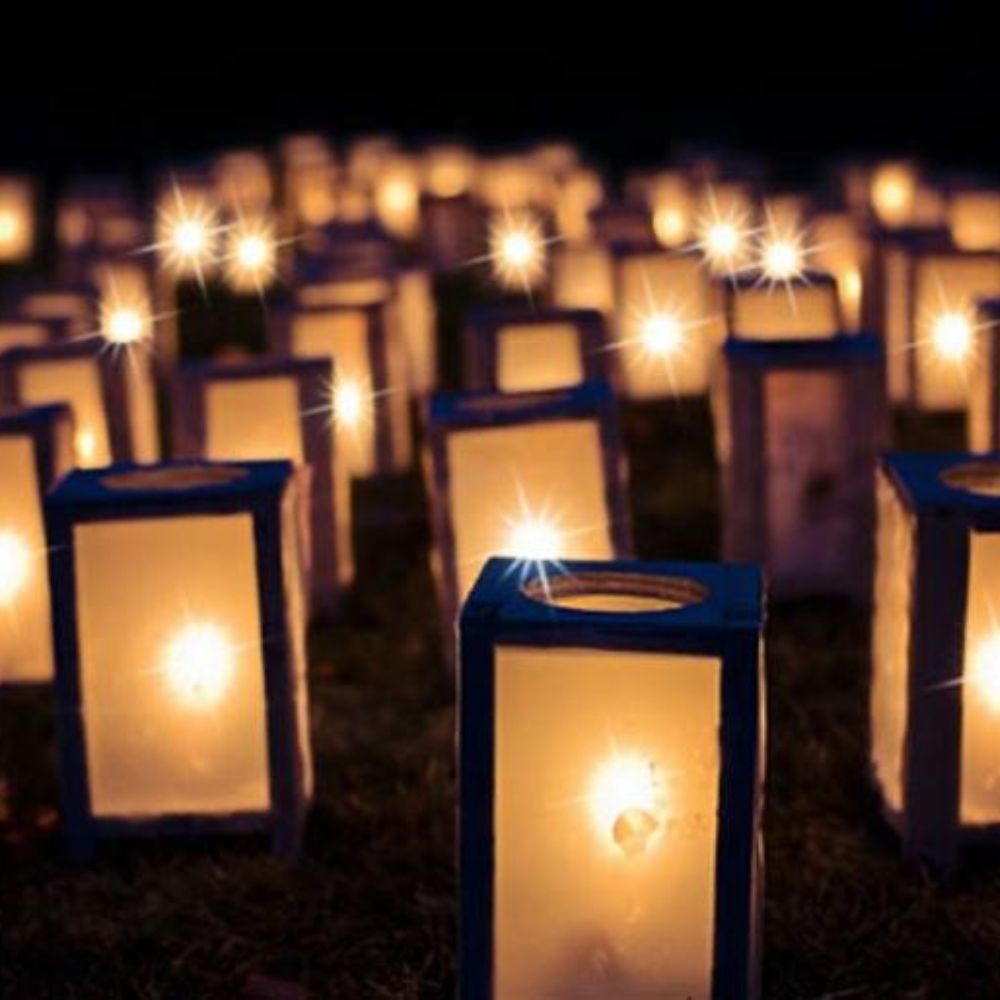Lanterns sitting together at night