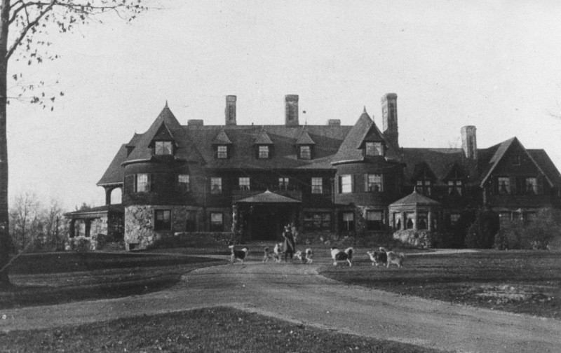 Historic photo of Dane Estate