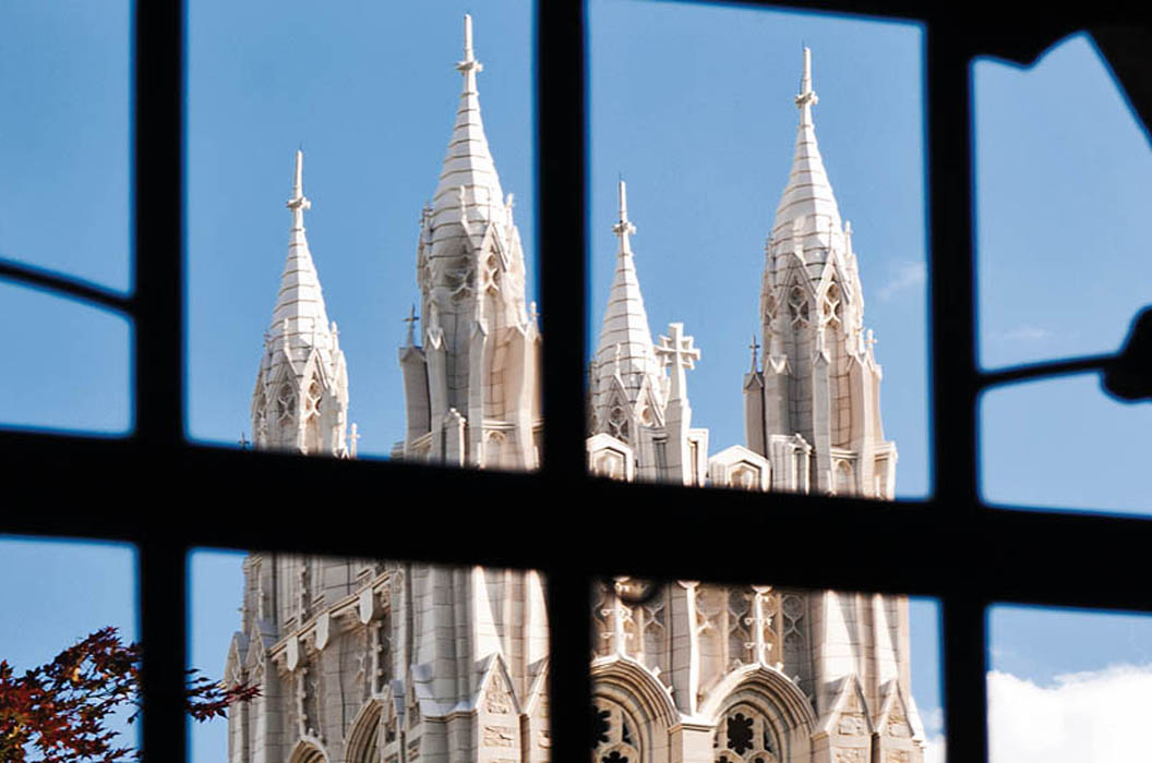 Gasson Hall images photographed May 31st, 2012 for possible use by Admissions. Photographed from inside St. Mary's Hall.

Front cover of Undergraduate Admissions Viewbook (UAV) for 2012. 

Used in the 2012 Undergradate Admissions Viewbook (UAV).
