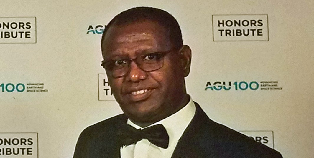 Photo of Yizengaw Receives 2018 Joanne Simpson Medal