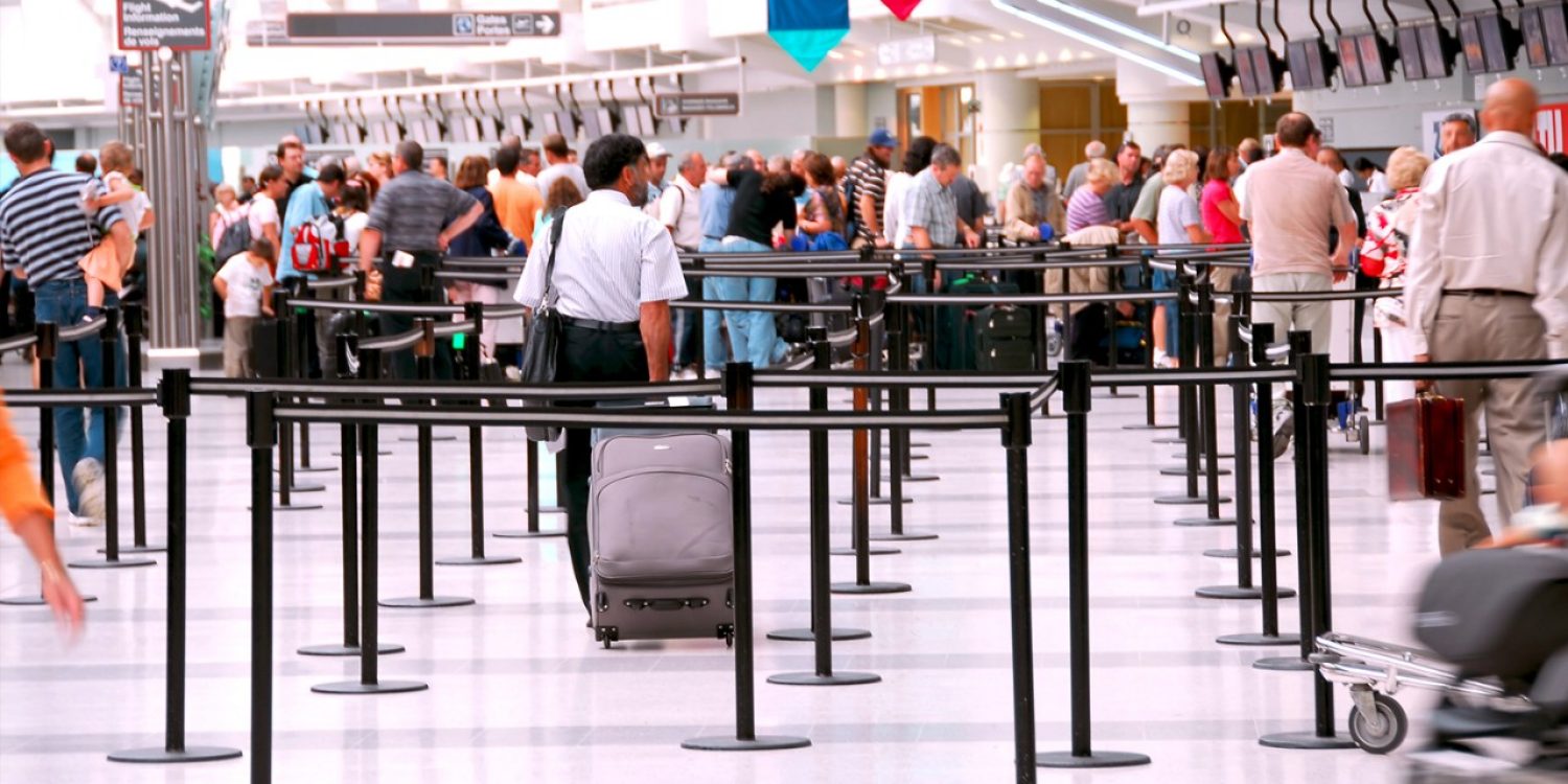 long lines at TSA in an airport