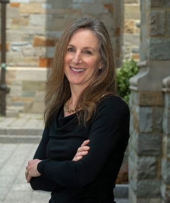 Photo of Mary-Ellen-Carter-350x418