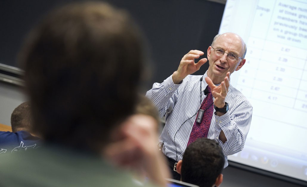 Photo of Peter Wilson teaching