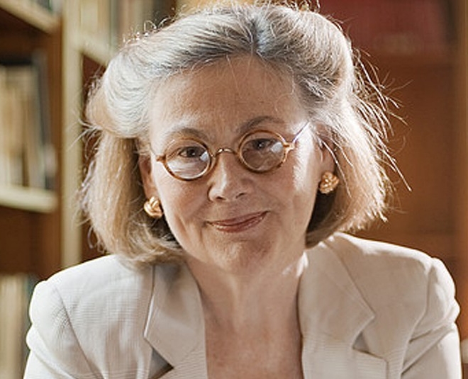 Headshot of Alicia Munnell, an older white woman in glasses
