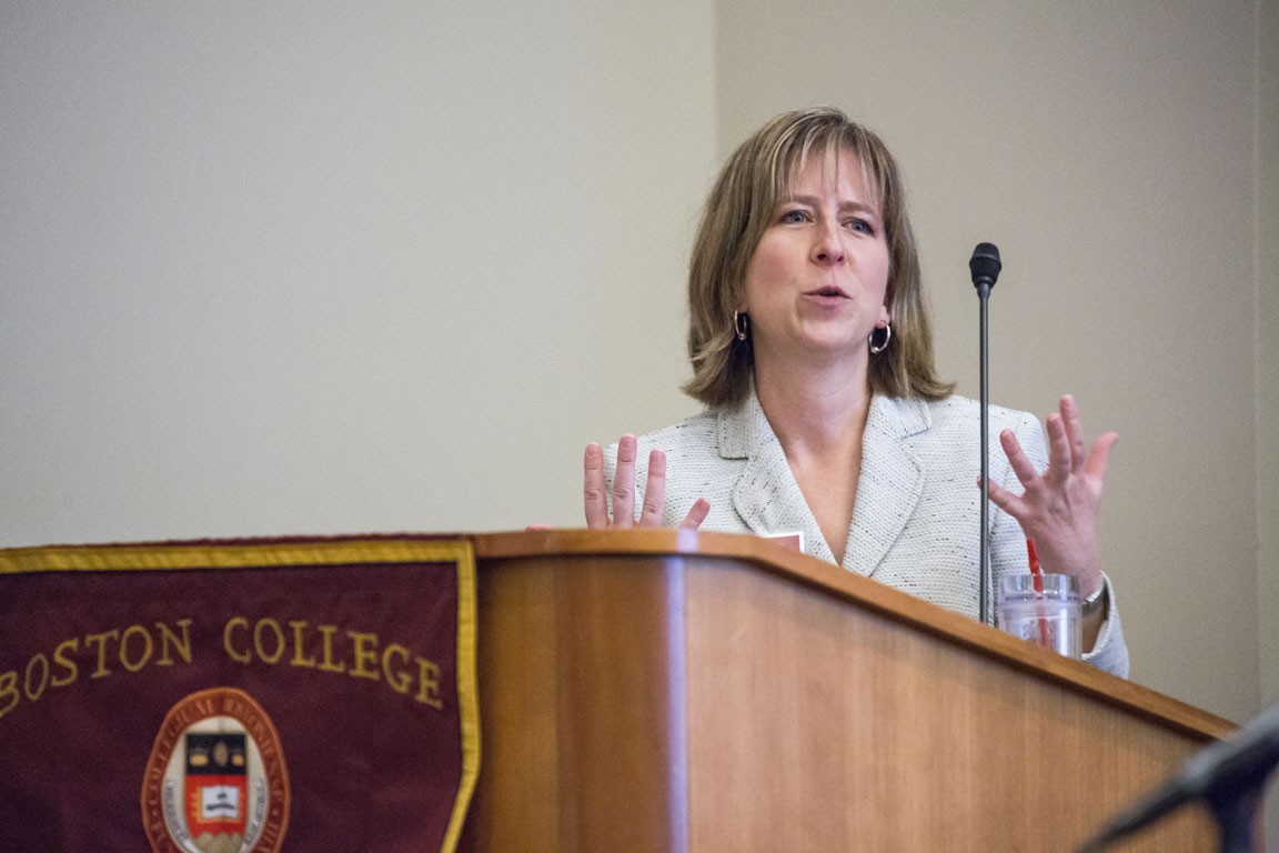Associate Professor Melissa Sutherland