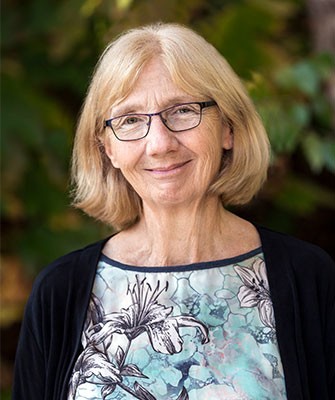 Photo of Ellen Mahoney 