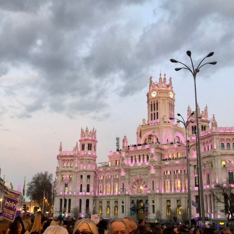 Gabriela Ontaneda '20 sends this photo from la Plaza de Cibeles, lit up for International Women's Day (March 8th), in Madrid, Spain. 