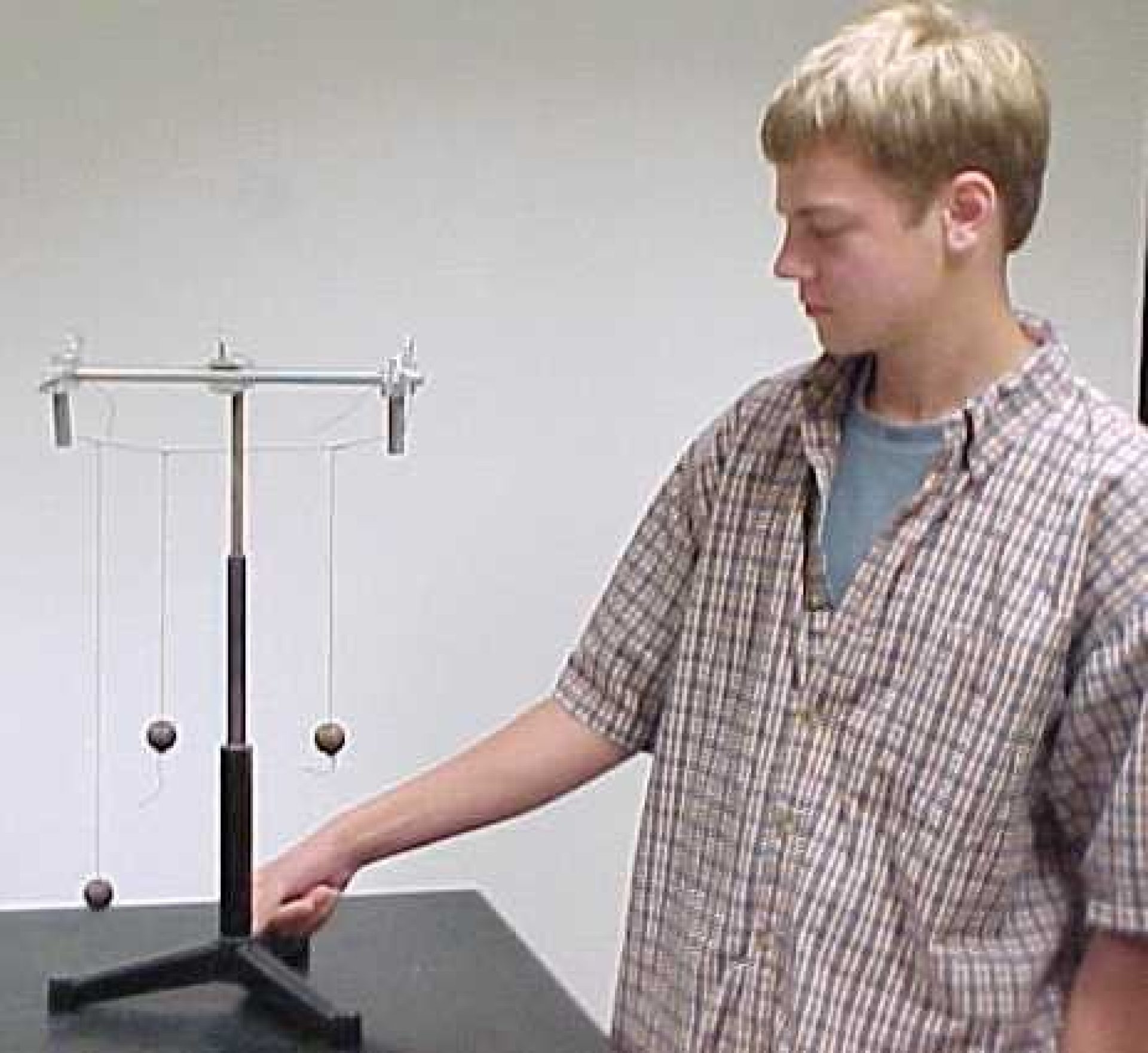 Coupled Pendulum