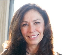 Photo of Prof. Elizabeth Rhodes