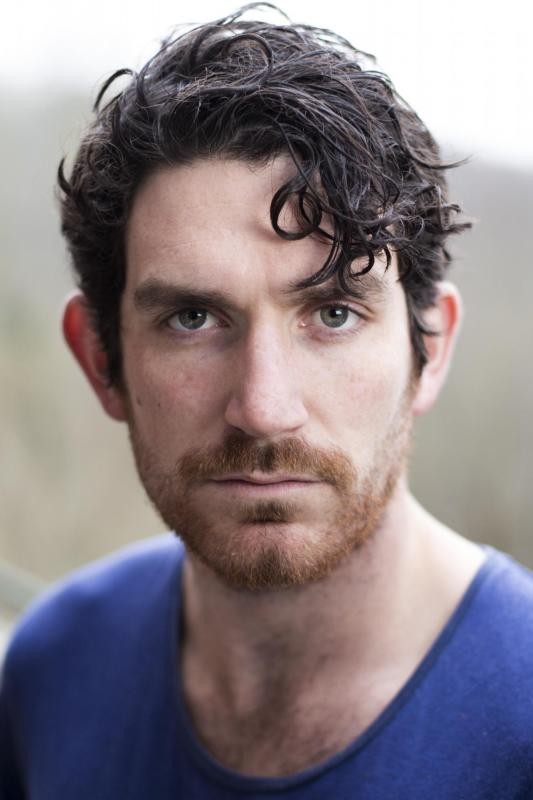 Photo of Alumni Chris Huntly-Turner plays King Henry V in Australian "Pop-Up Globe"
