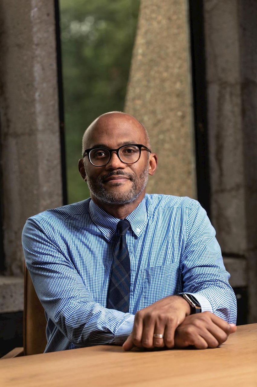 Photo of AADS Professor Martin Summers