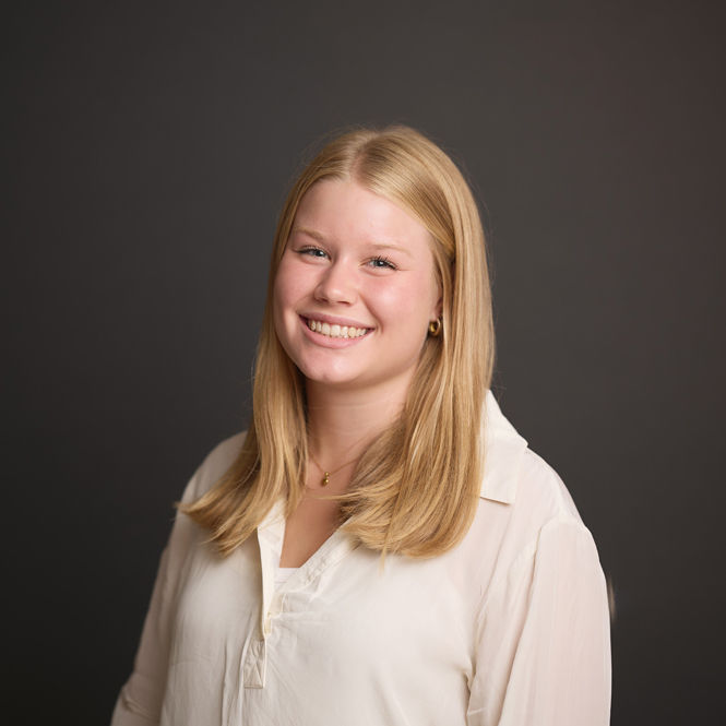 Photo of Sarah Kemper