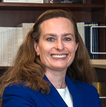 Photo of Natana-DeLong-Bas_350x418