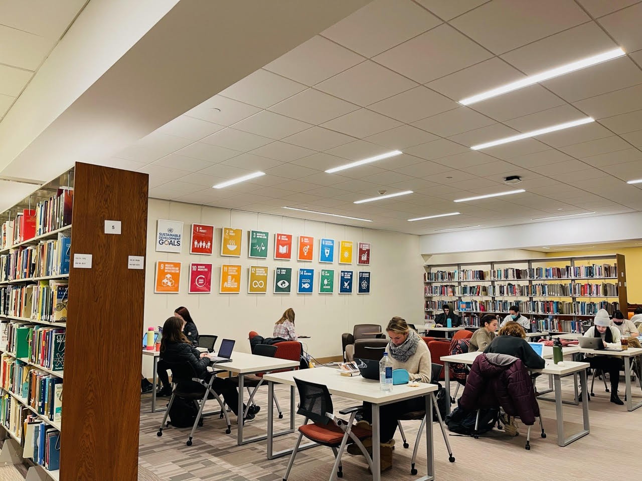 Students prepare for finals in the Social Work Library