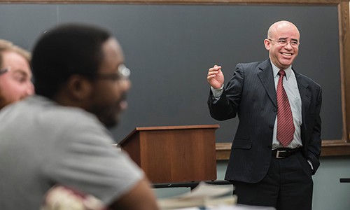 Prof. Ospino teaching class
