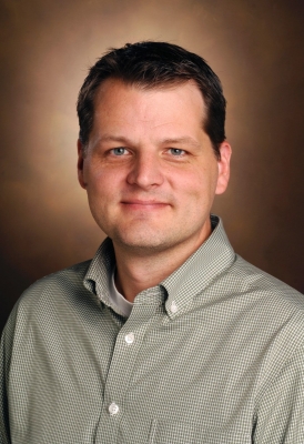 carter_erik2 portrait of Erik W. Carter