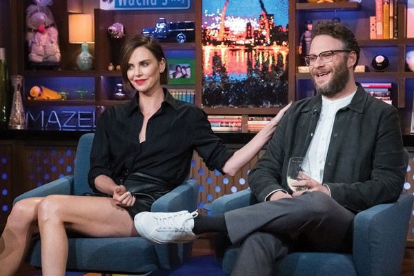 Charlize Theron + Seth Rogen on set