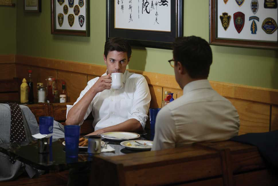 Manzo and Downes having breakfast together at a diner