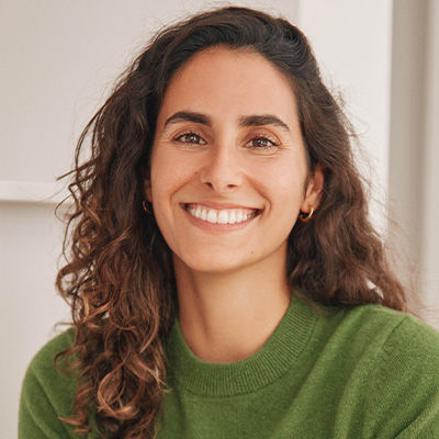 Photo of Teresa Protasio