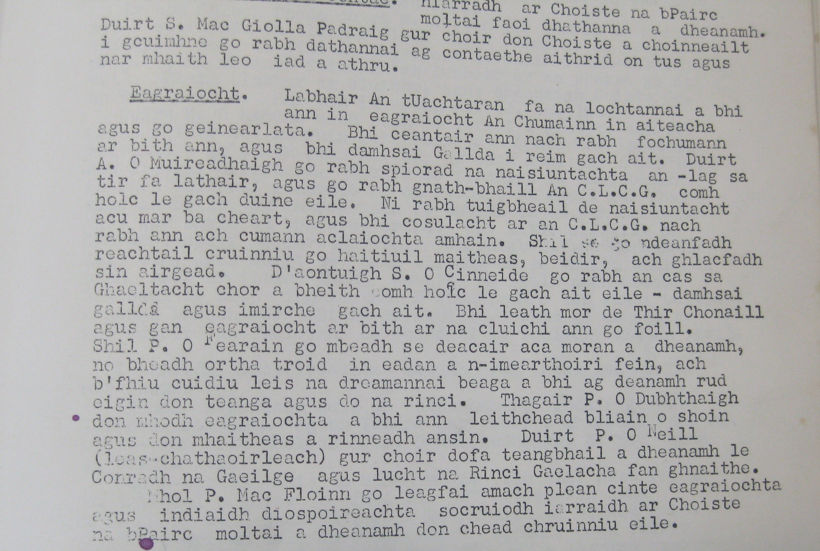 Sliocht as Miontuairiscí Comhairle Uladh ag gearán faoi méadú líon na rincí gallda agus cluichí gallda timpeall na tíre, 1956.