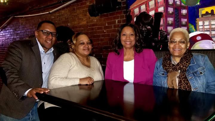 Sean Fontes ‘00, Toiya Taylor ‘00, Allison Cartwright ‘92, and Alisa Drayton ‘02