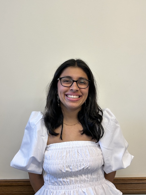 Photo of Eera Paranjape '25