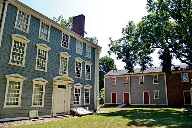 Royall House and Slave Quarters (Medford, MA)