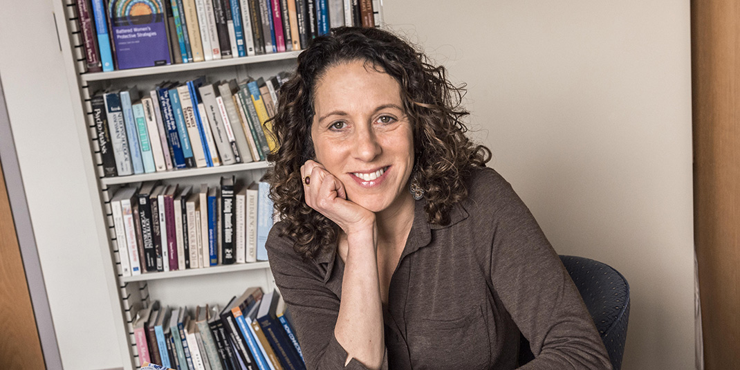 Professor Lisa Goodman