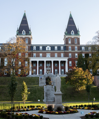 College of the Holy Cross