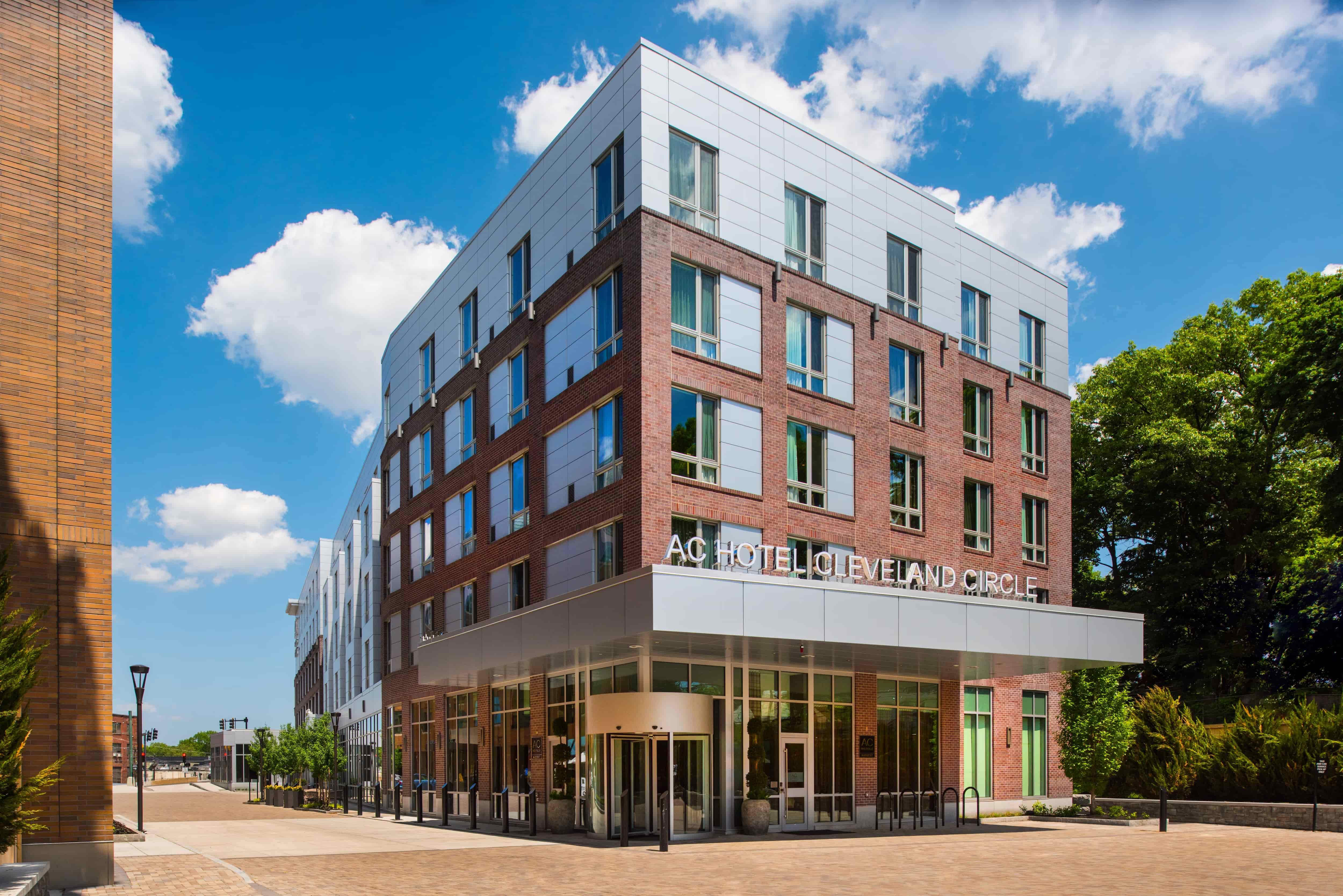 AC Marriott Cleveland Circle Exterior