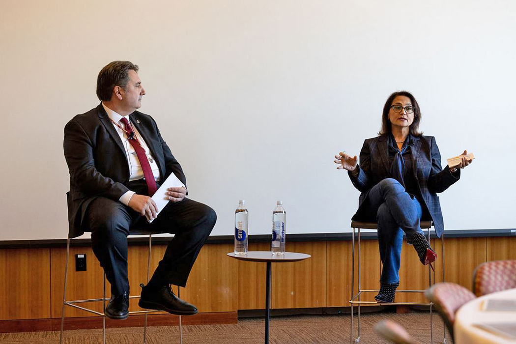 symposium-4-keynote-Caroline-Adlen-Photography-1050x700