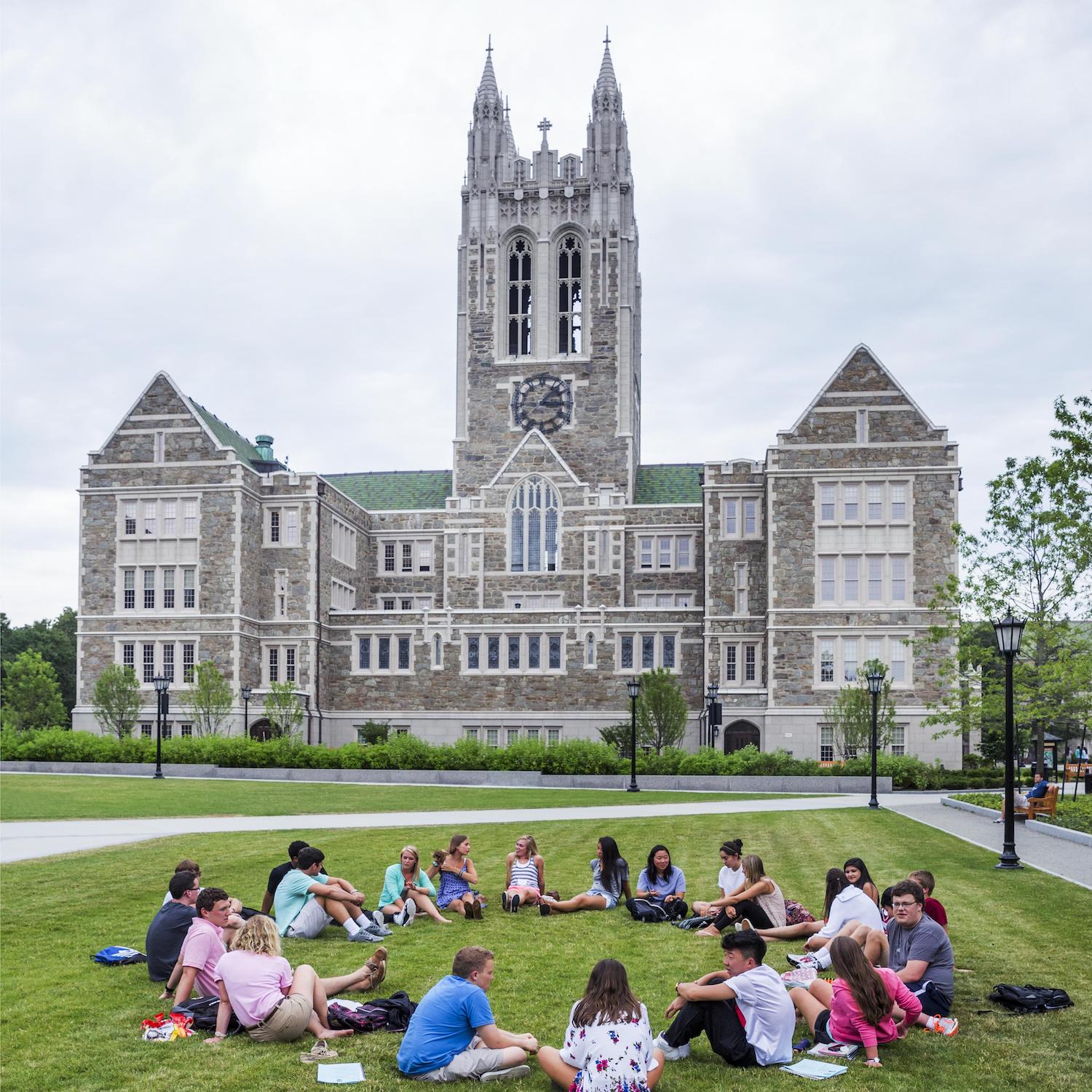 Students from the incoming class of 2018 participating in First Year Experience (FYE), a summer orientation program. Upper classmen orientation leaders are in the pale pink polo shirts.

On the quad.