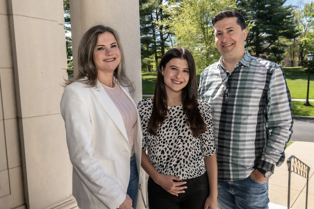 Thalia Chaves and her parents on campus