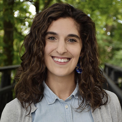 Photo of Nicki Roth